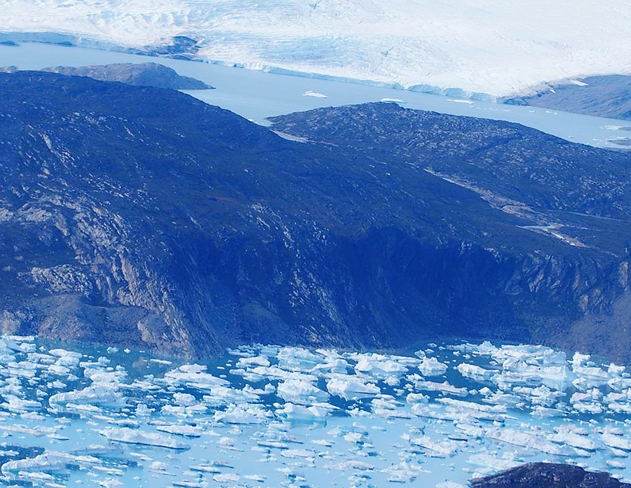 ../Images/CHEN,PEI-YING.Greenland.World of Greenland (3).jpg